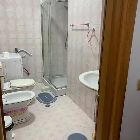 公寓 Comfort Apartment Tirana Center - Apartment With Balcony
