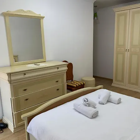 公寓 Comfort Apartment Tirana Center - Apartment With Balcony 地拉那