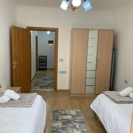 Comfort Apartment Tirana Center - Apartment With Balcony *