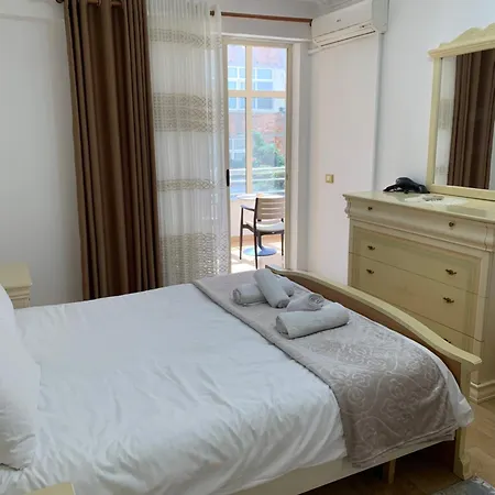 Comfort Apartment Tirana Center - Apartment With Balcony